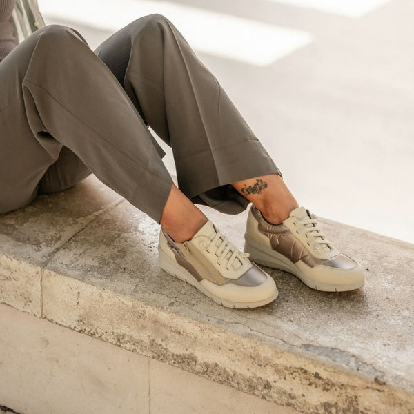 Sneaker de piel para mujer con plantilla acolchada y extraible ENCINA CREMA